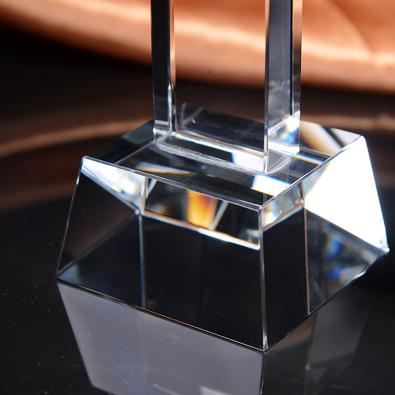 Customized Crystal Trophy Badm - Badminton Logo ulasan dan harga
